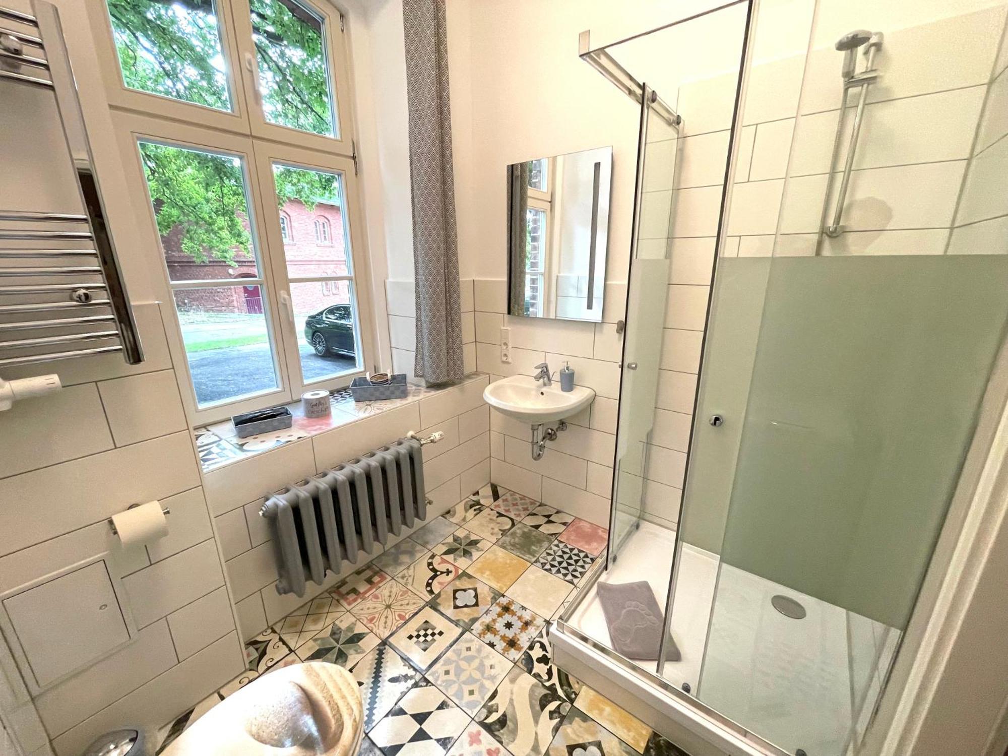 Gaestehaus Sternschanze - App1 &Bdquoadmiral&Ldquo Stralsund Exterior photo